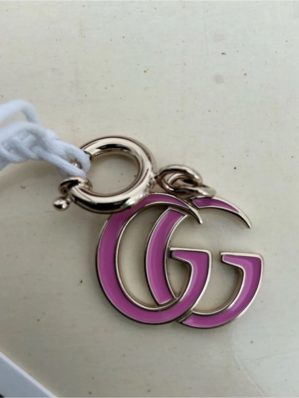 NEW IN BOX GUCCI PINK ENAMEL DOUBLE G LOGO BAG CHARM